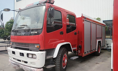 小型電動(dòng)水罐泡沫消防車