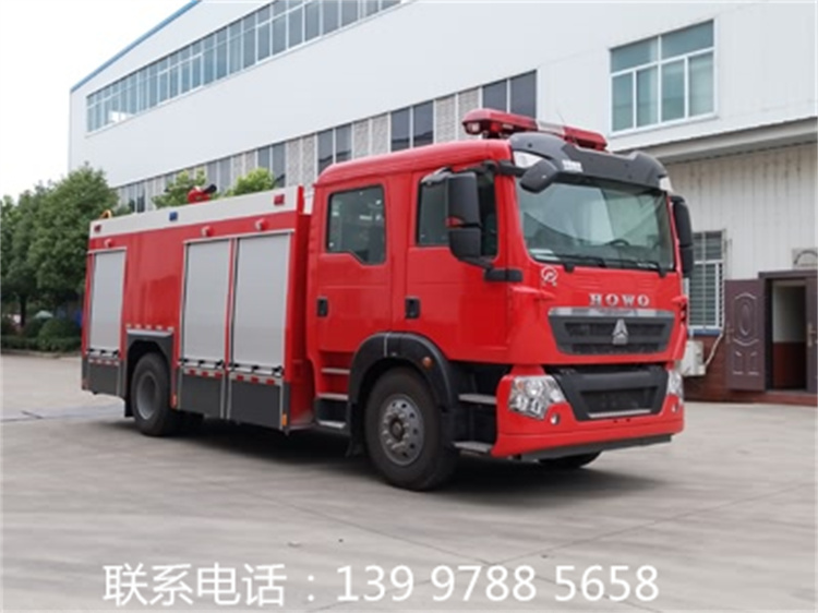 JDF5174GXFSG80Z6型水罐消防車1_副本.jpg